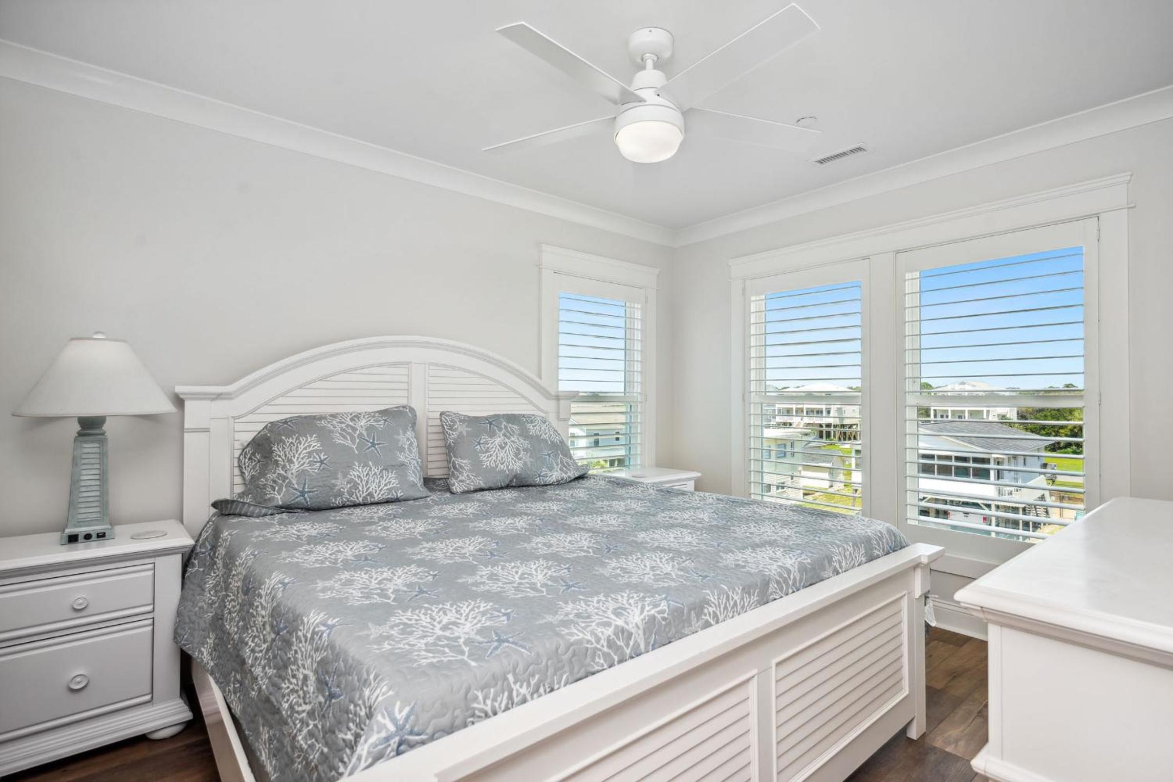 Ollies Point by Oak Island Accommodations