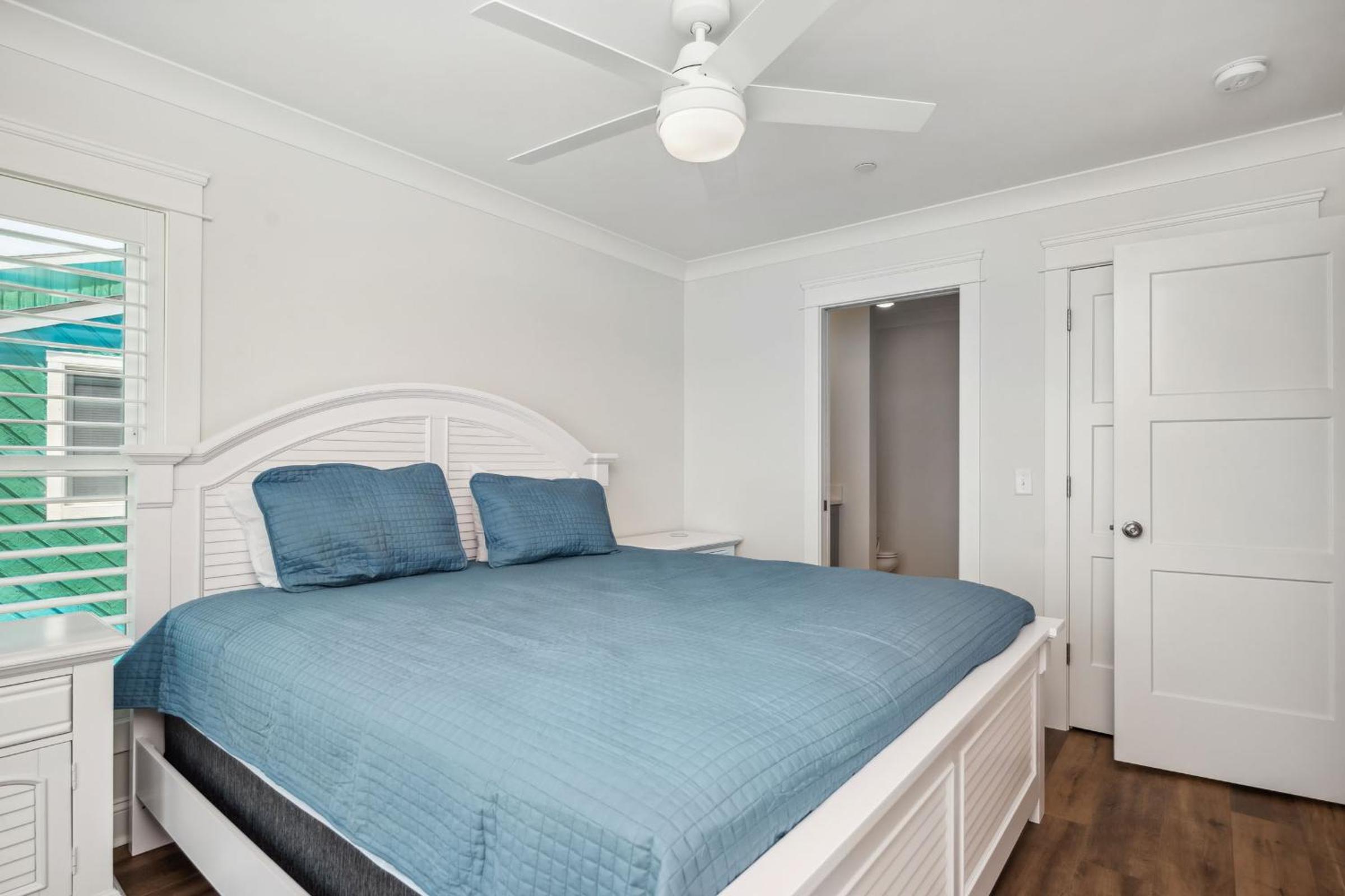 Ollies Point by Oak Island Accommodations