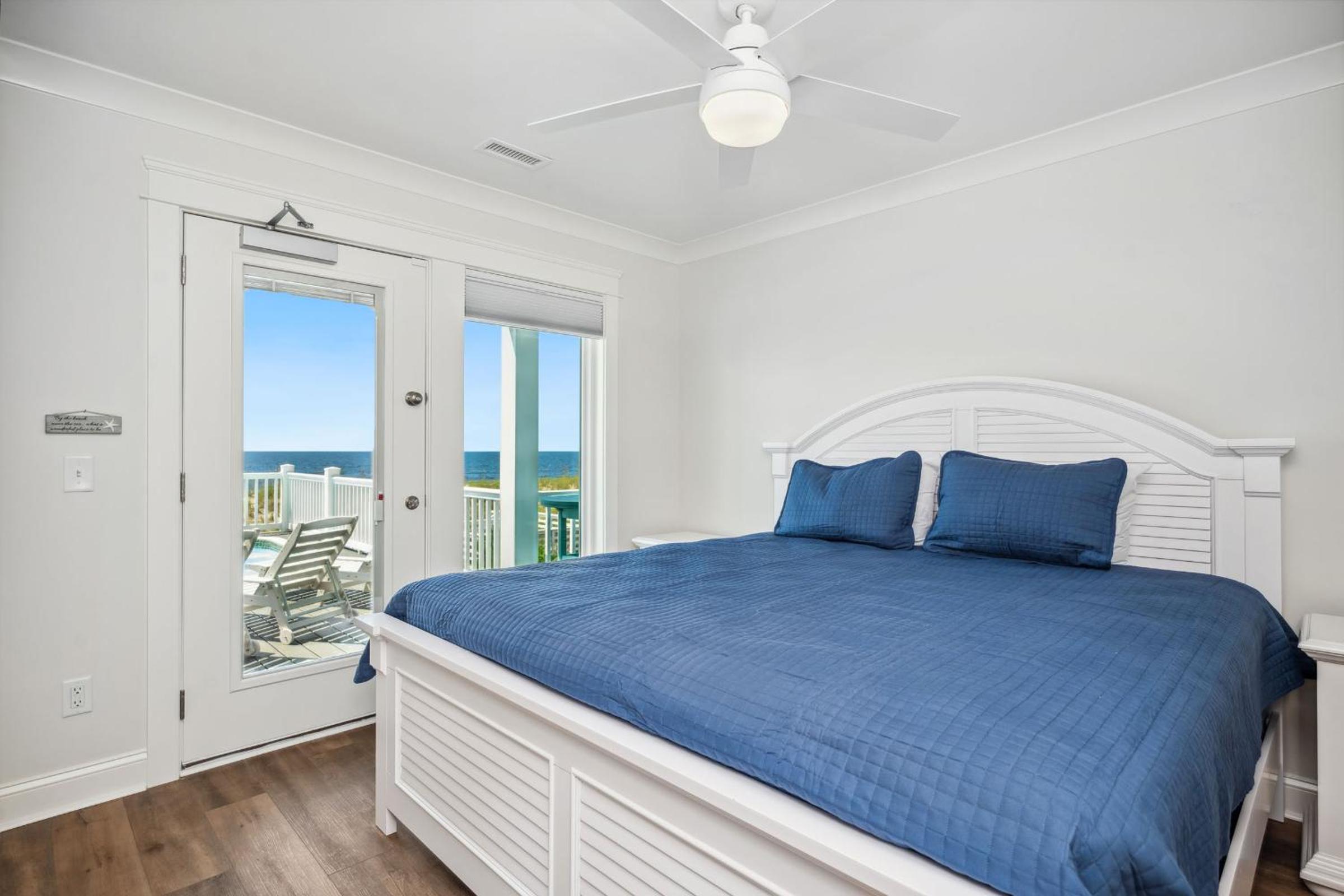 Ollies Point by Oak Island Accommodations
