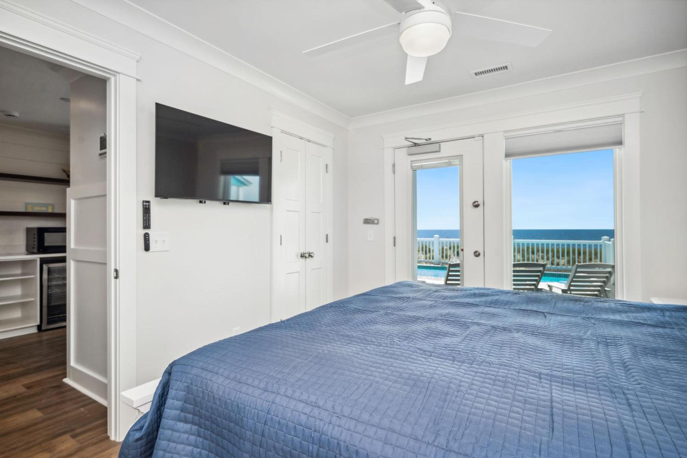 Ollies Point by Oak Island Accommodations