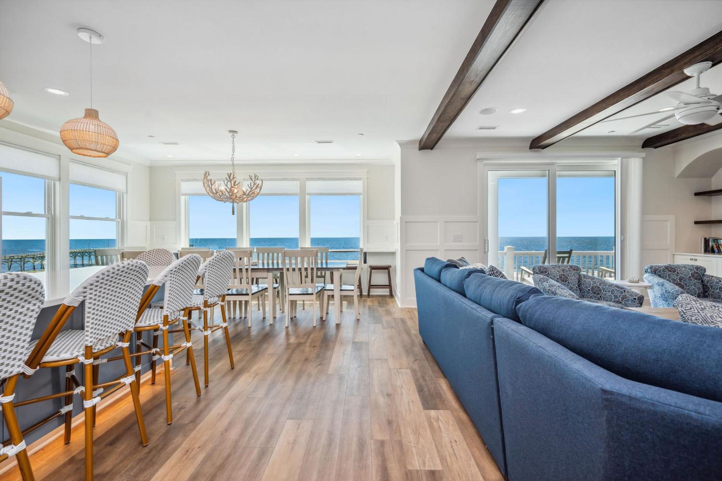 Ollies Point by Oak Island Accommodations