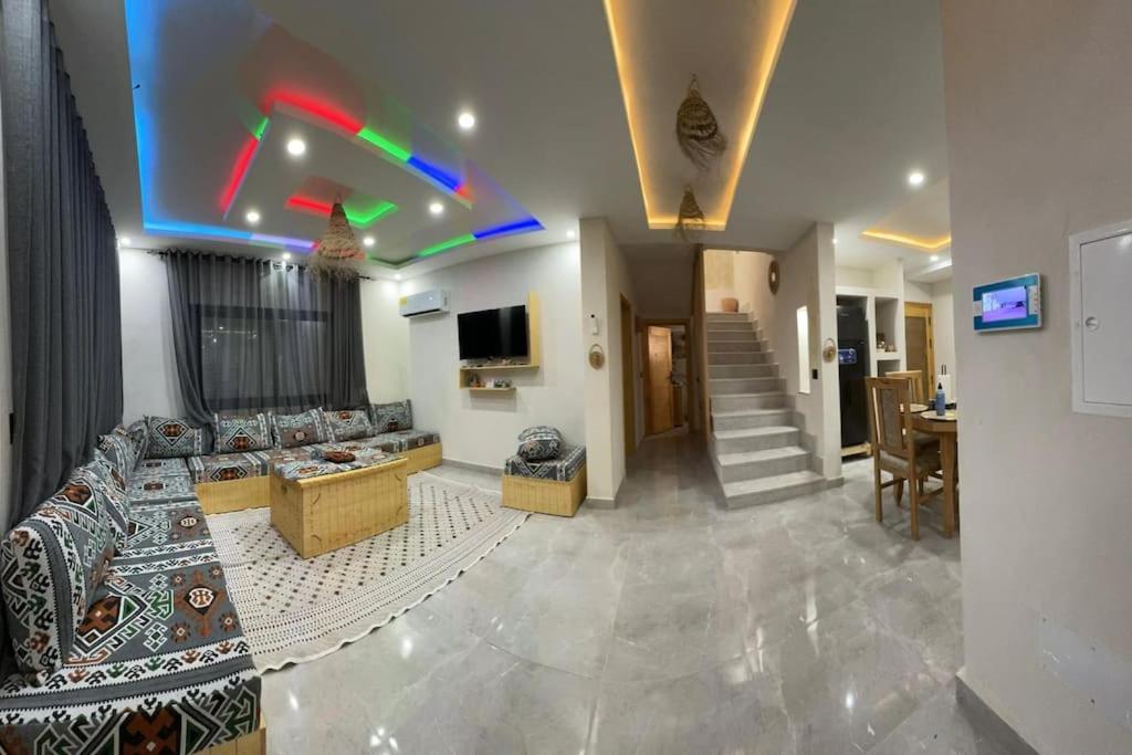 Maison spacieuse bien située view 4