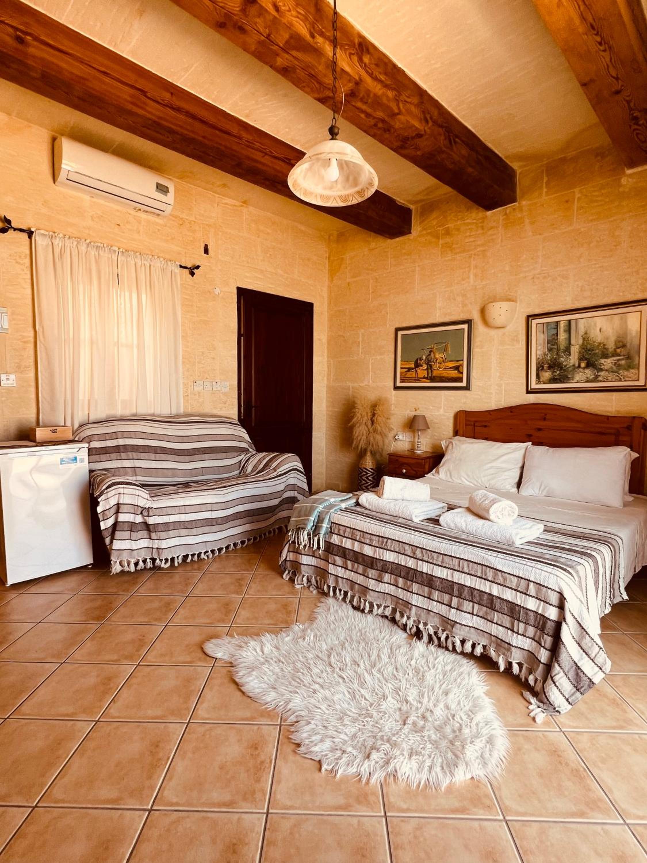 Narcisa Farmhouse