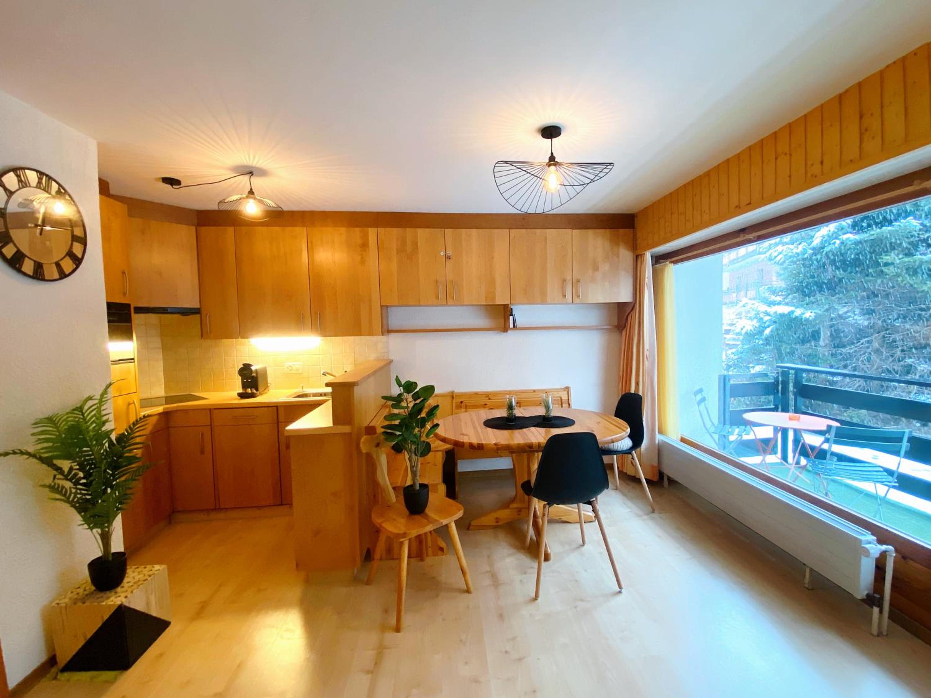 Studio lumineux I Balcon I Ski & Parking