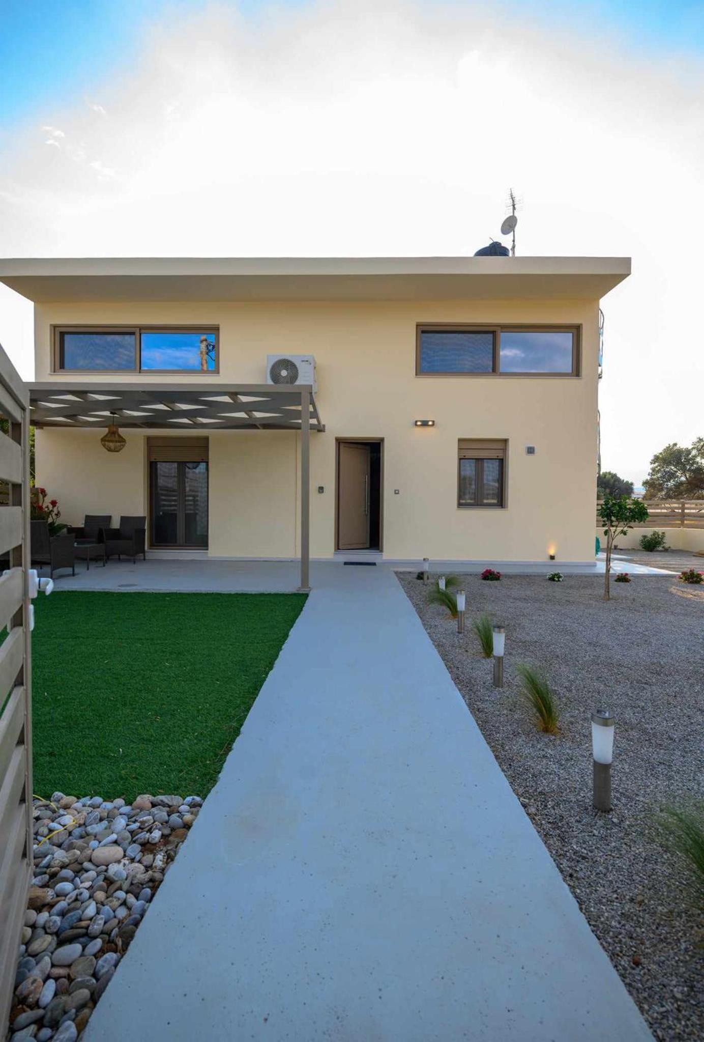 LIVAS Residence