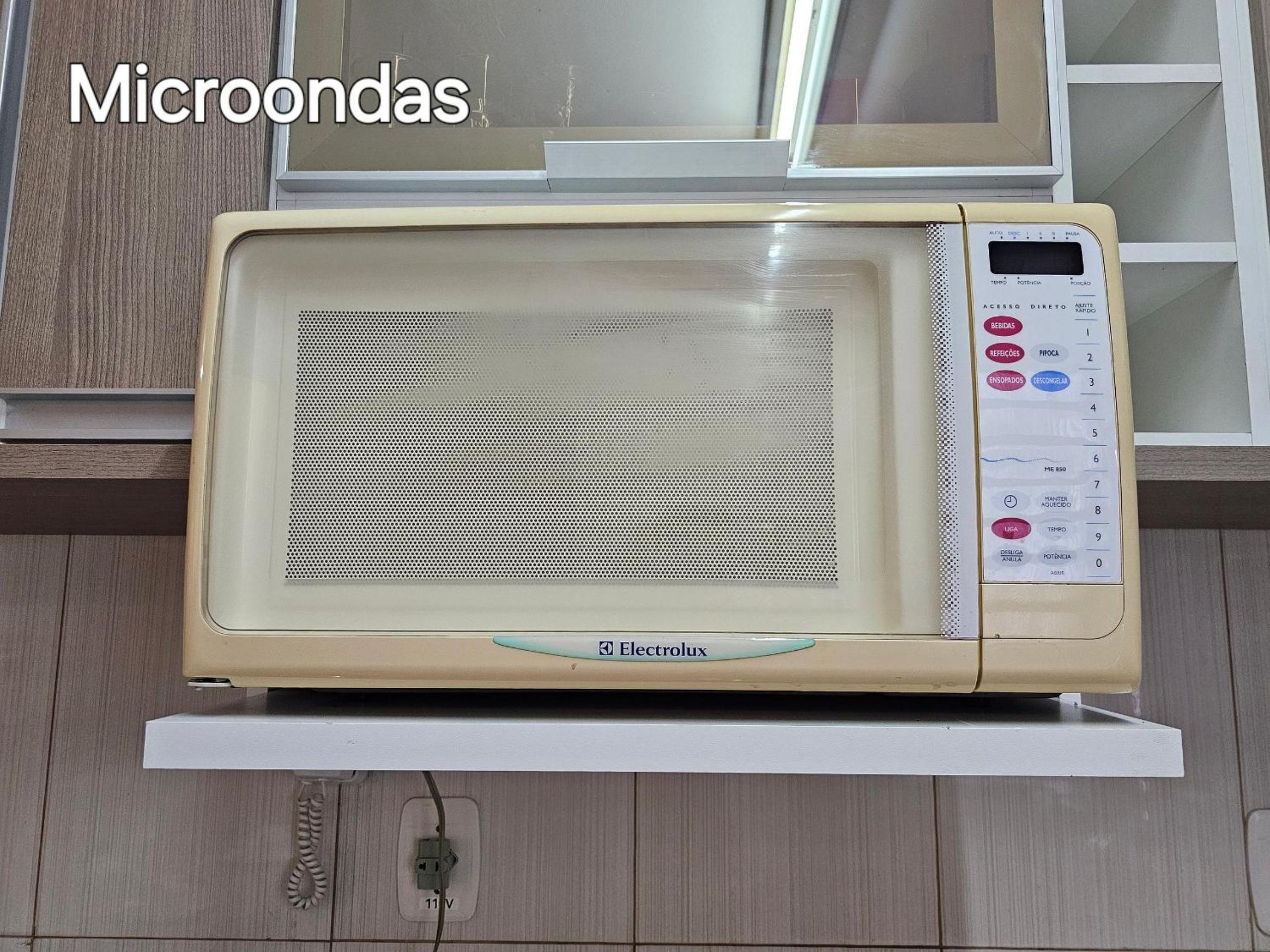 Apt Centro 2 quartos 2 banheiros com garagem