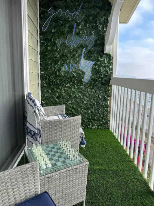 Oceanfront 2BR 2BA with Stunning View 333