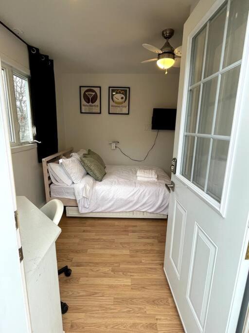 The Mini Apartment on Richer