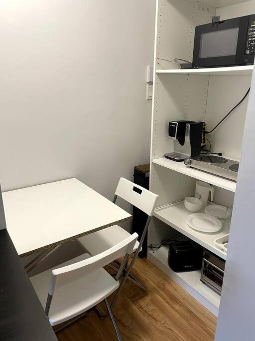 The Mini Apartment on Richer