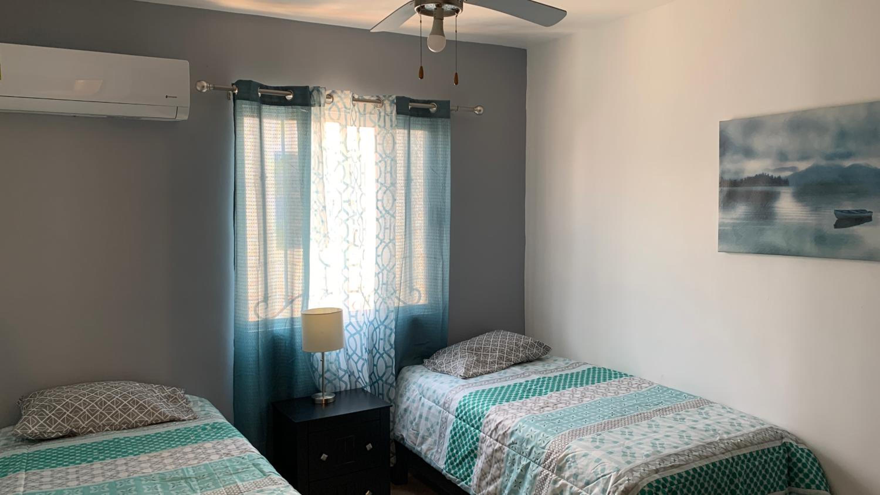 Spacious 4-bedroom house in beautiful Ciudad General Escobedo with WiFi, AC view 3