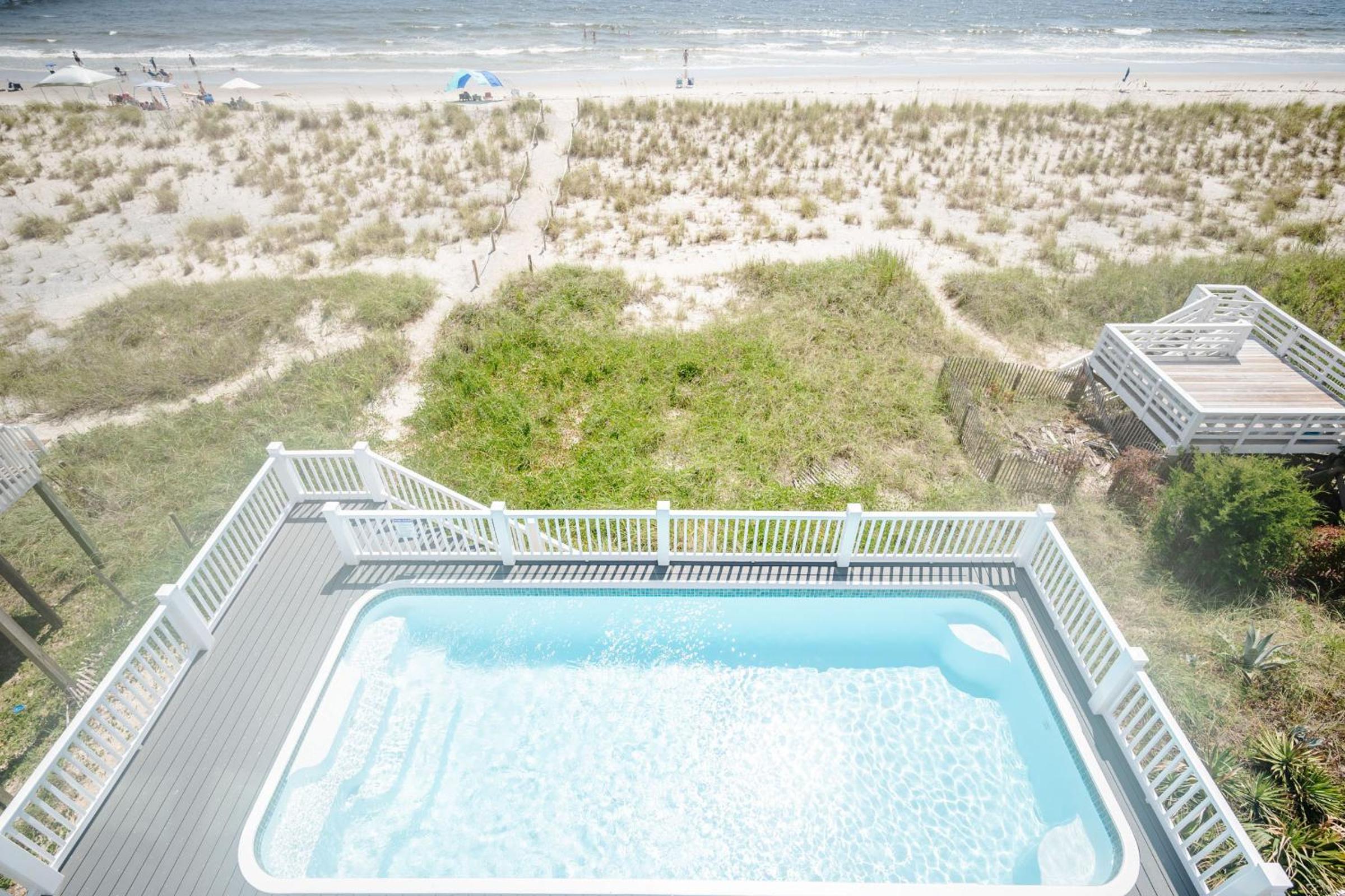 Ollies Point by Oak Island Accommodations