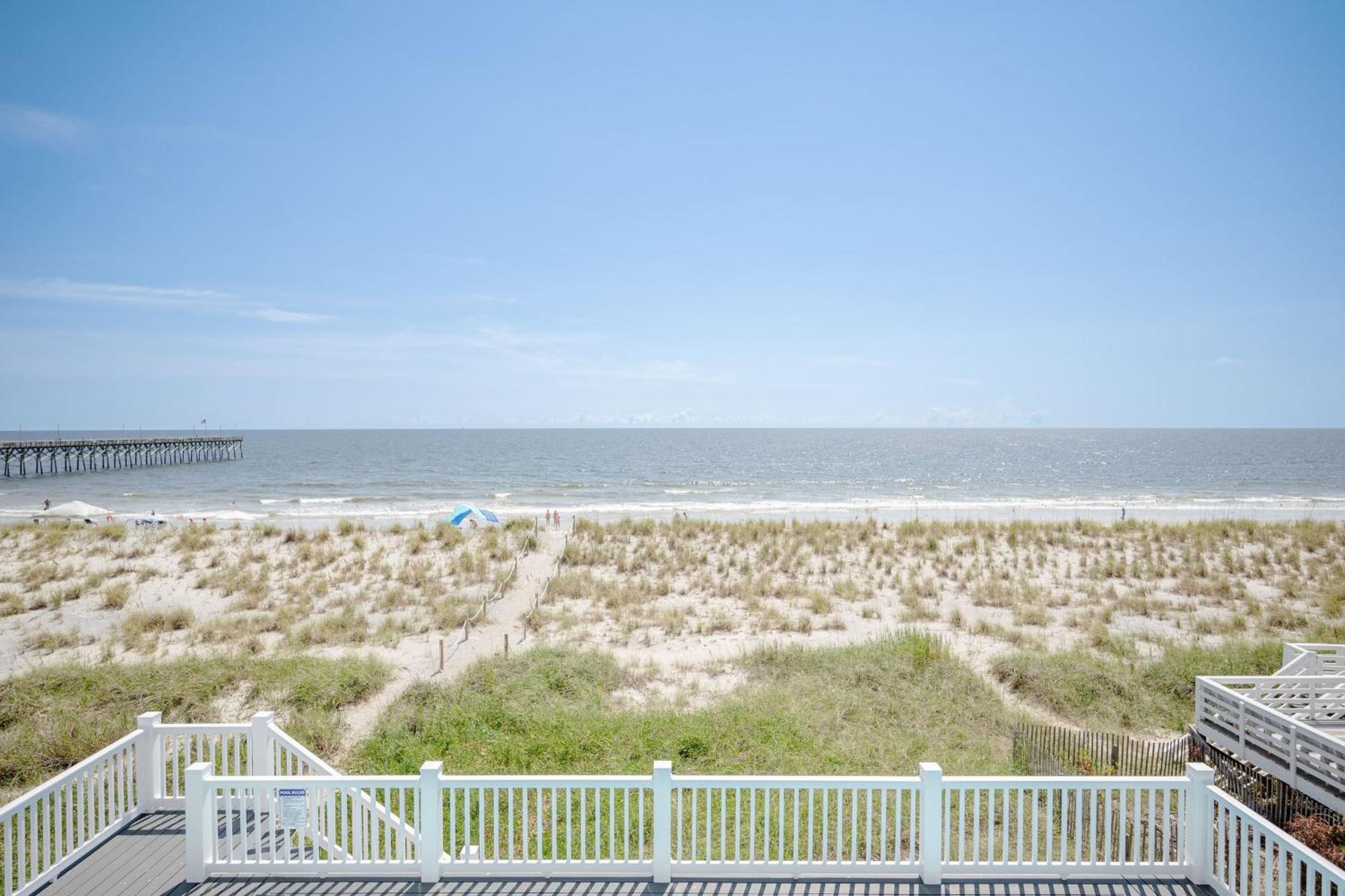 Ollies Point by Oak Island Accommodations