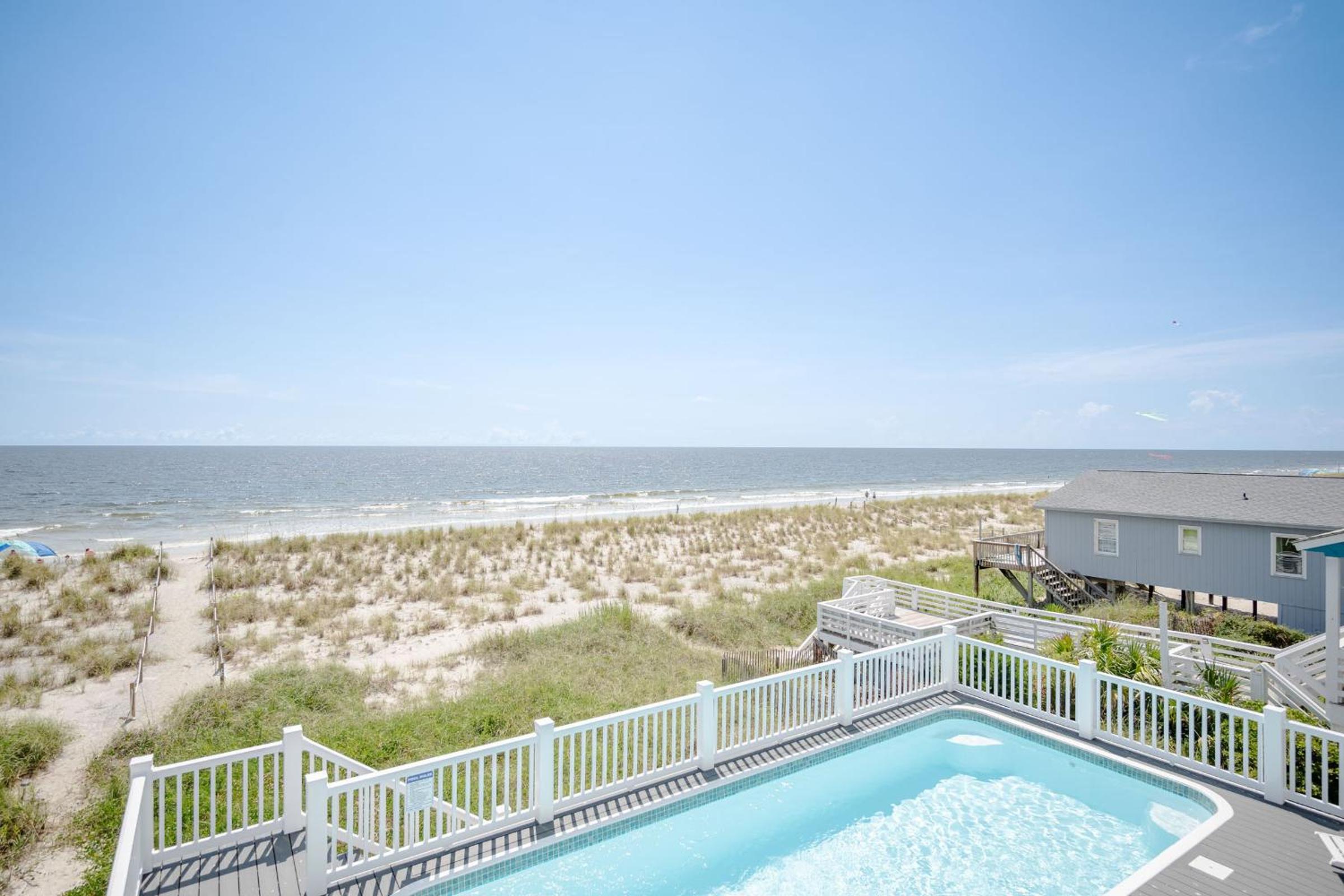 Ollies Point by Oak Island Accommodations