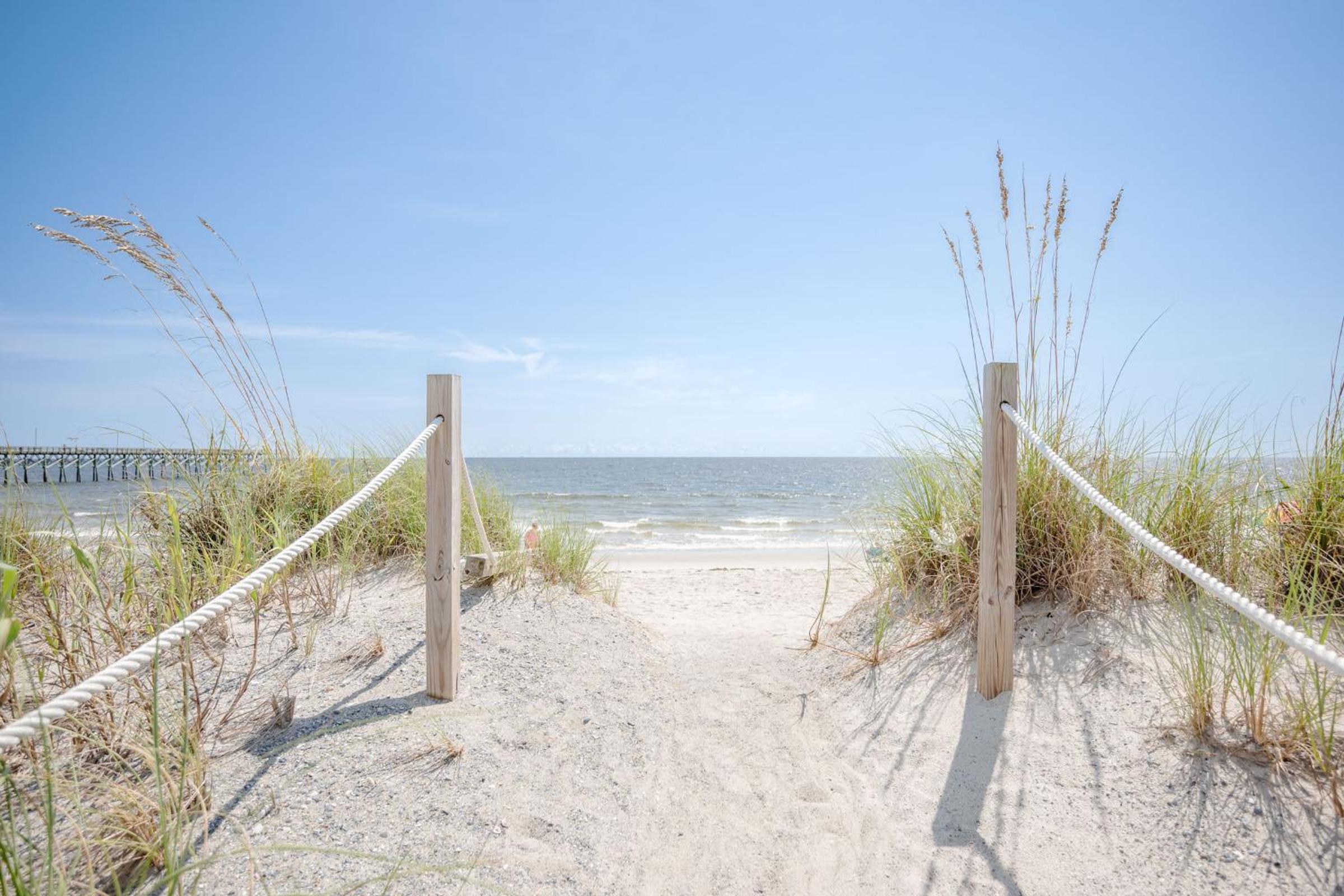 Ollies Point by Oak Island Accommodations