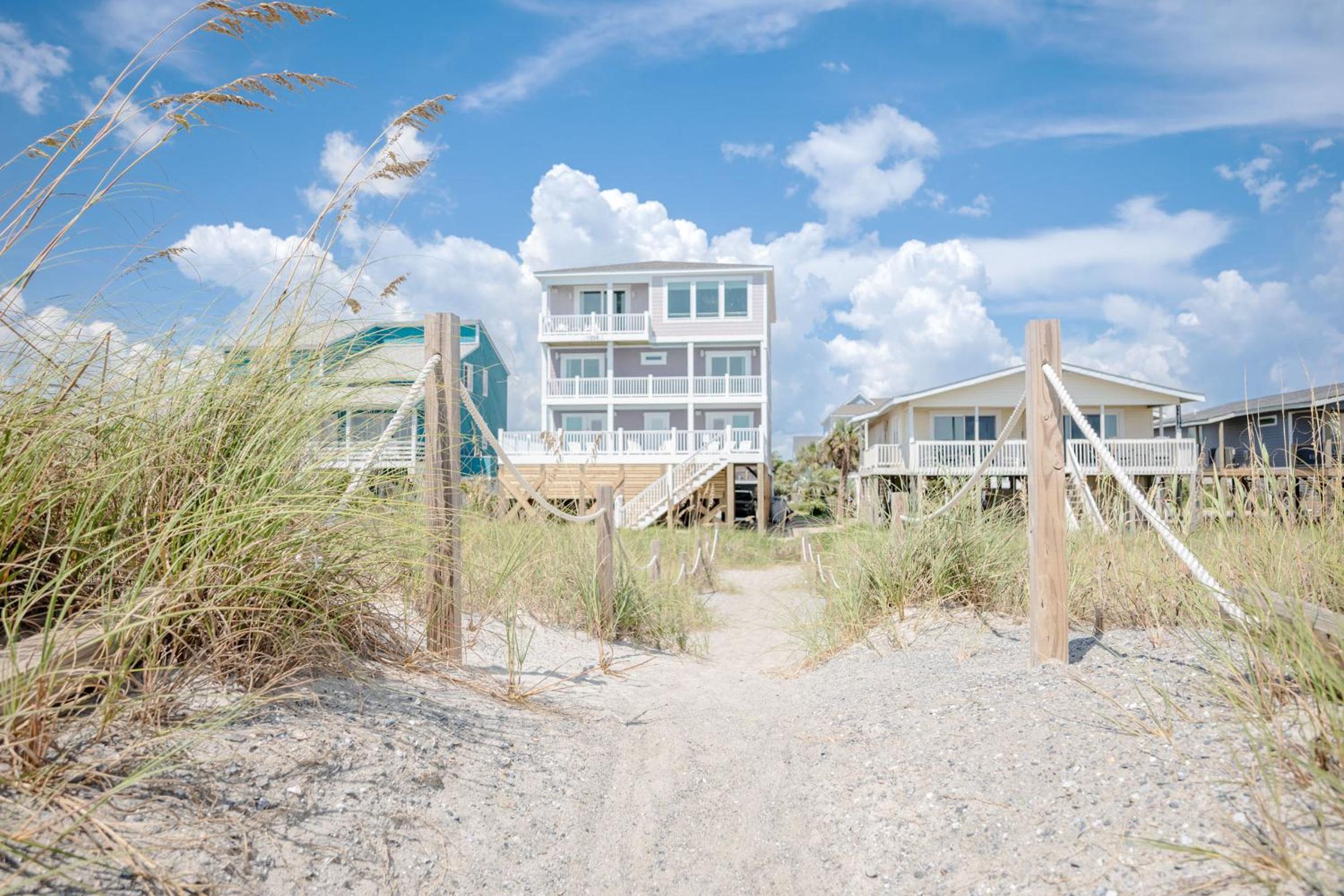 Ollies Point by Oak Island Accommodations