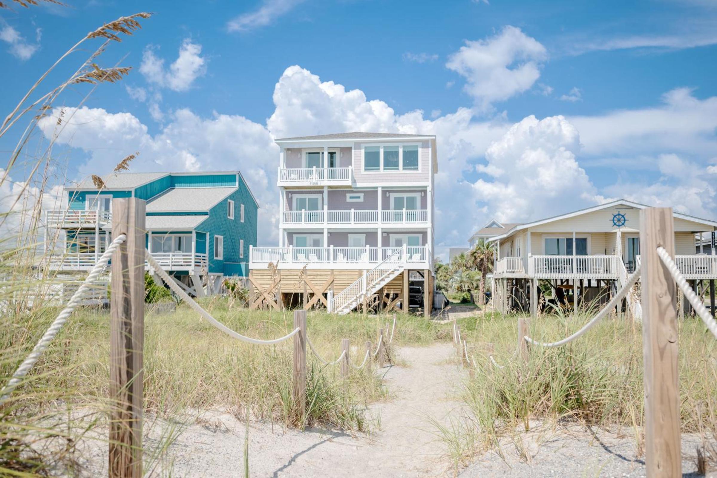 Ollies Point by Oak Island Accommodations