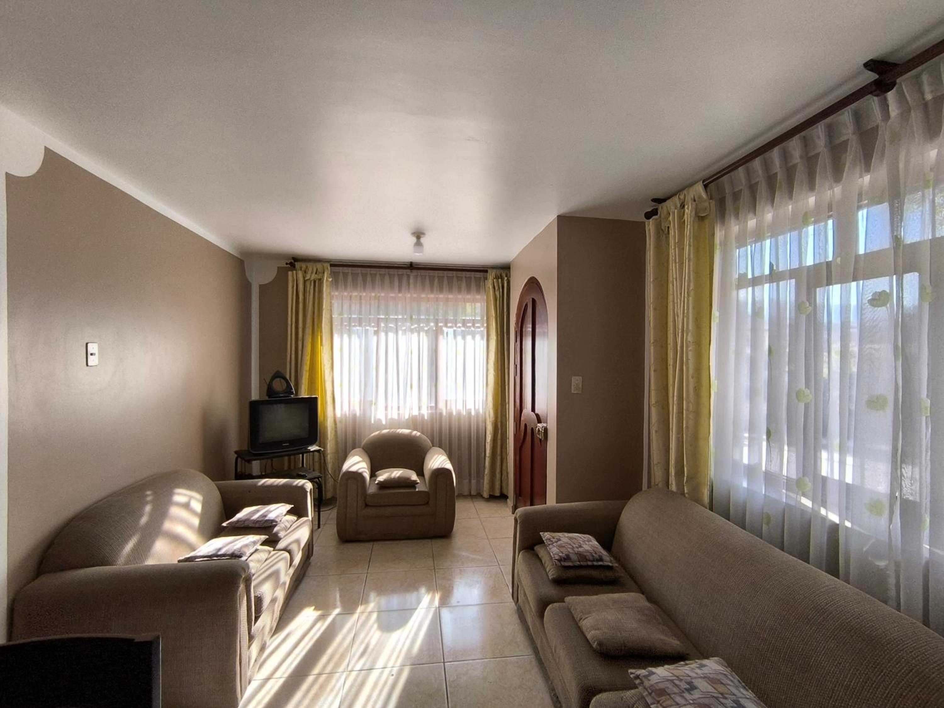 Casa Waraq