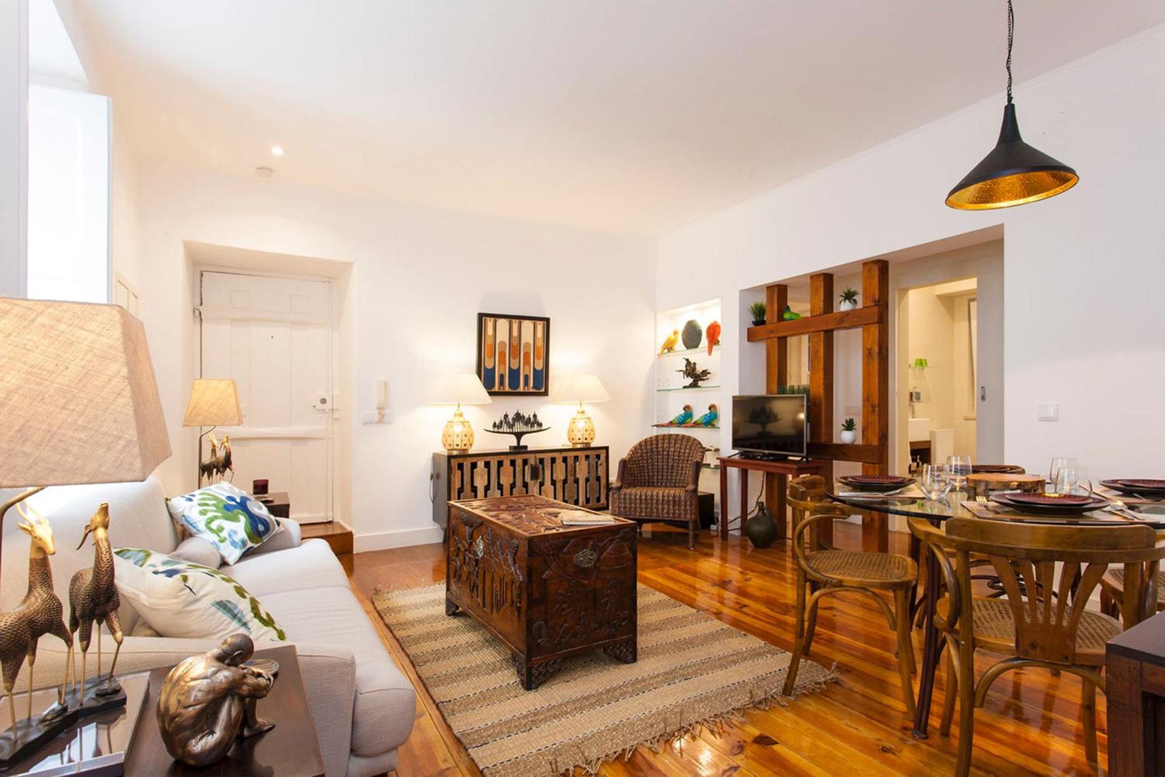 Charming Apartment in Alfama view 2