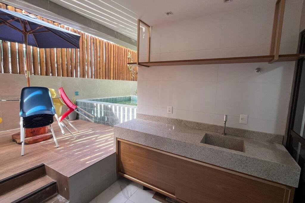 Apartamento térreo com piscina beira mar de Porto de Galinhas