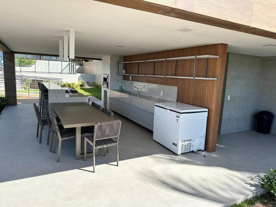 Apartamento térreo com piscina beira mar de Porto de Galinhas