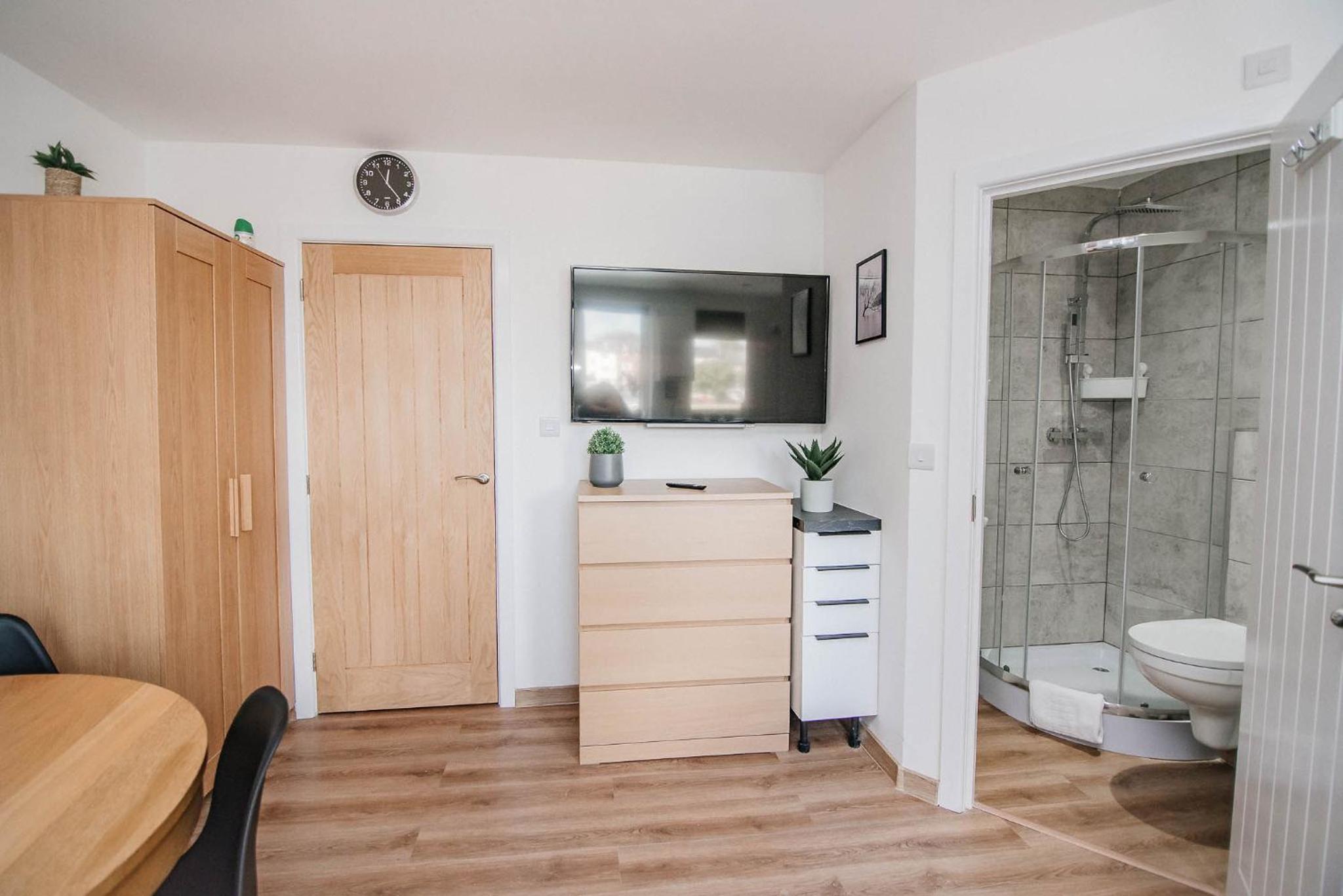 Doncaster Vacations - CHEQUER block of apartments - Property Image 7