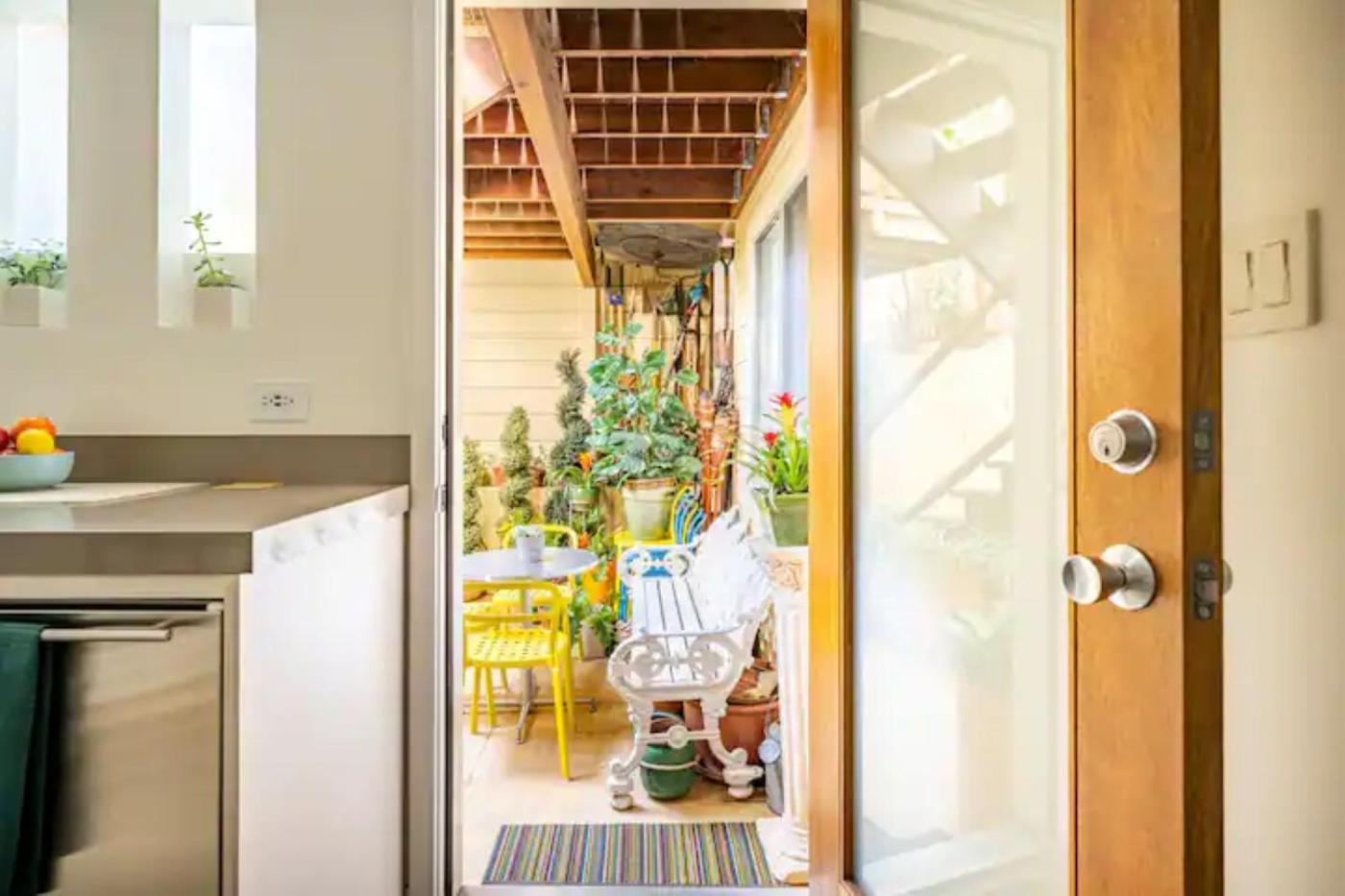 San Fran Zanadu - Private Garden Suite view 5