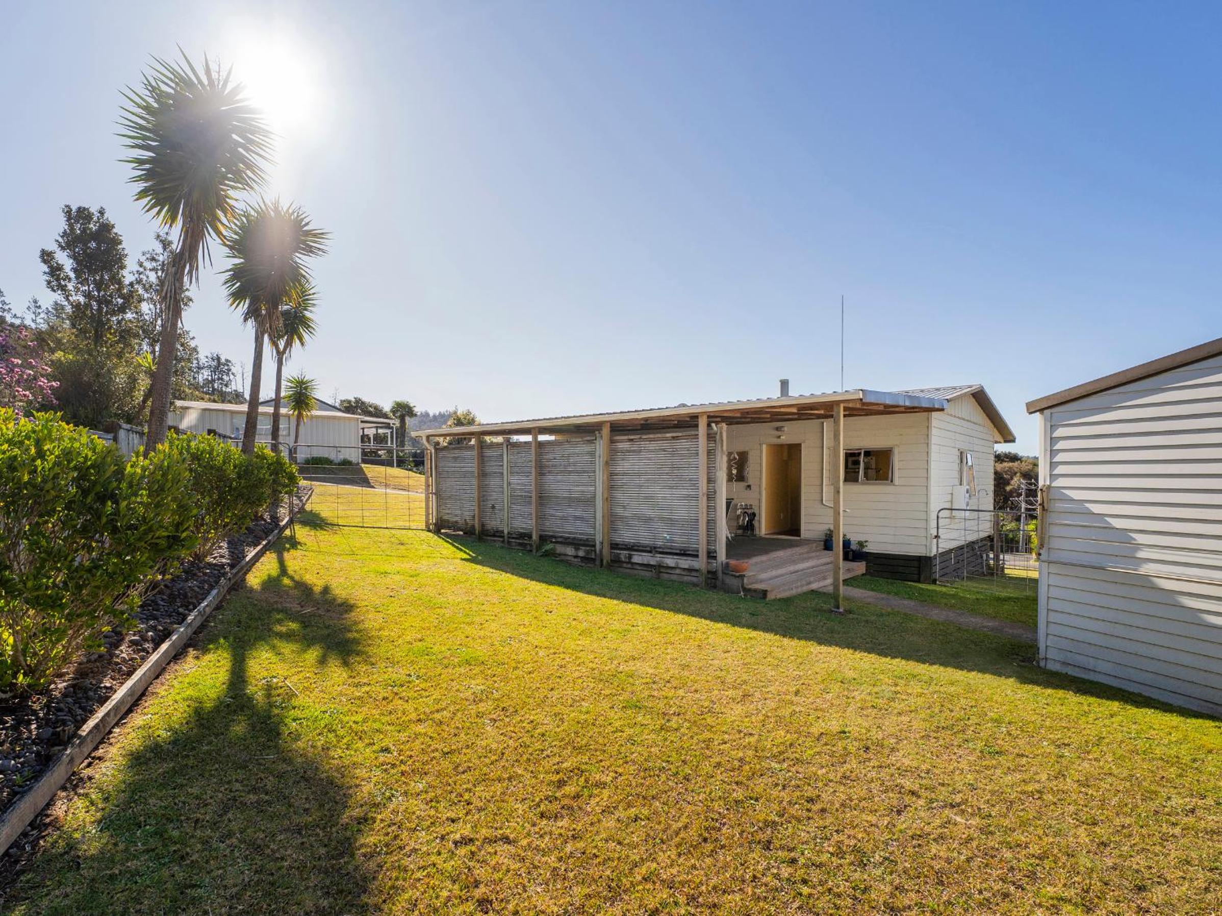 JustaBach - Tairua Holiday Home view 2