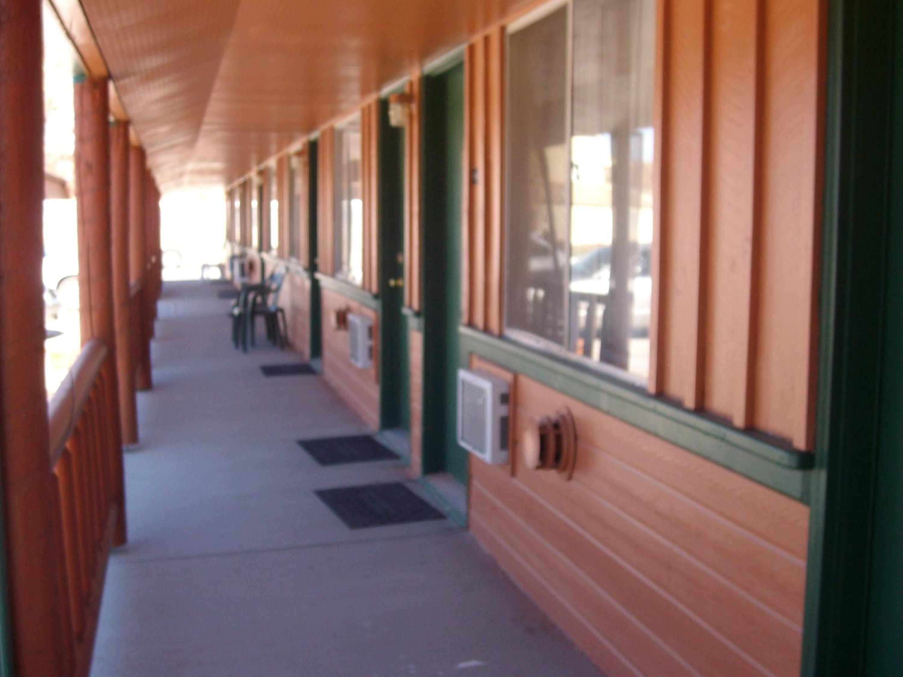 Western Motel Ranchester view 4