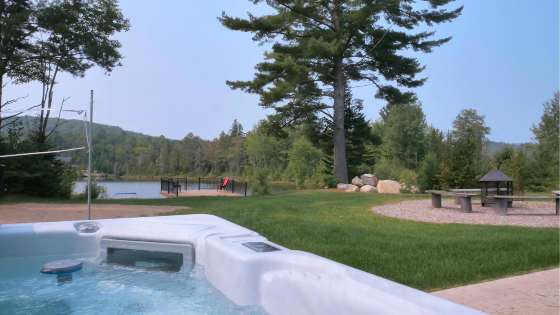 Chalet de ski luxueux au bord du lac avec SPA