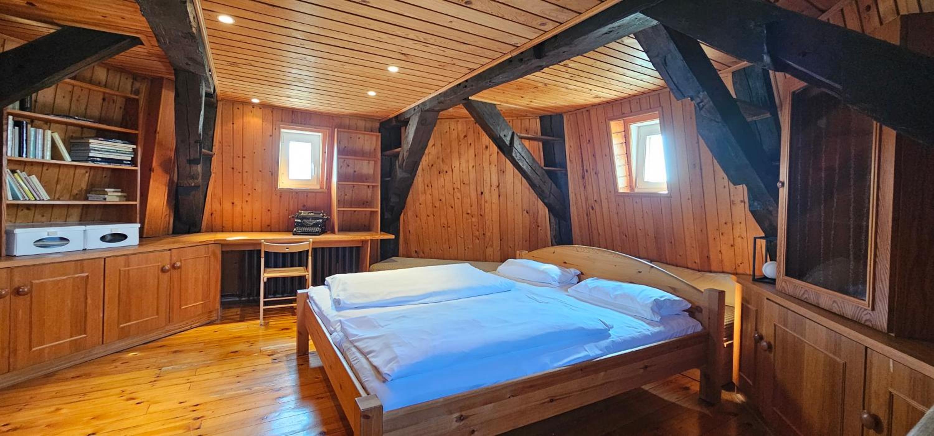 F -Haus FH10 