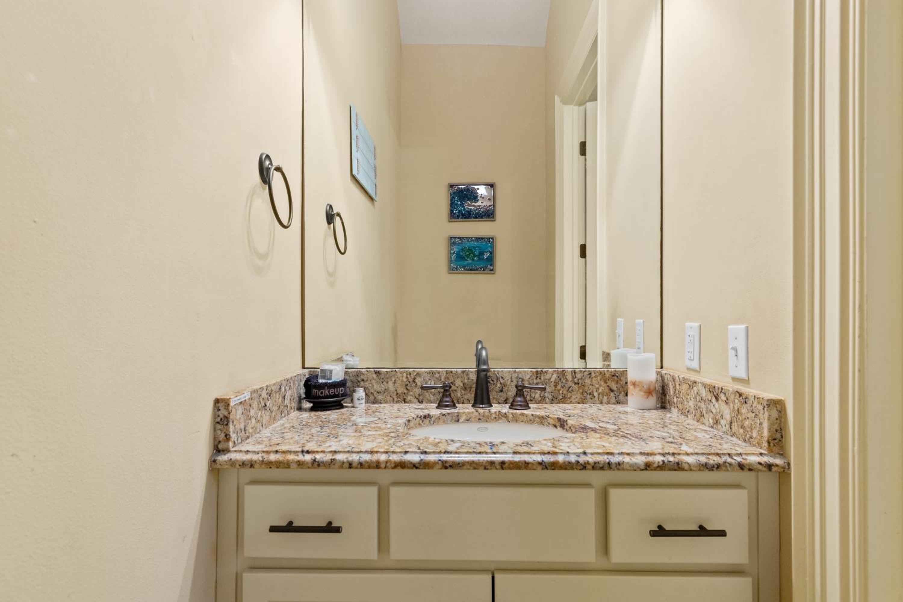 Luxury Home in Palmeira Village w Private Pool, Steps to Beach for 12! view 4