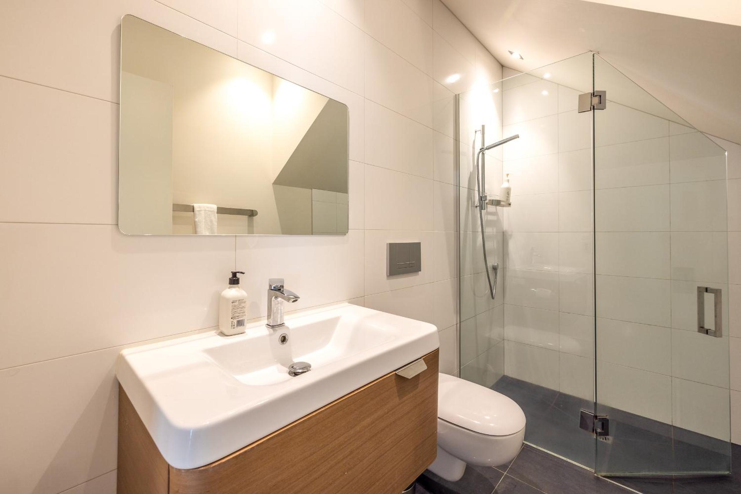 Onetangi Luxury - Be My Guest Waiheke