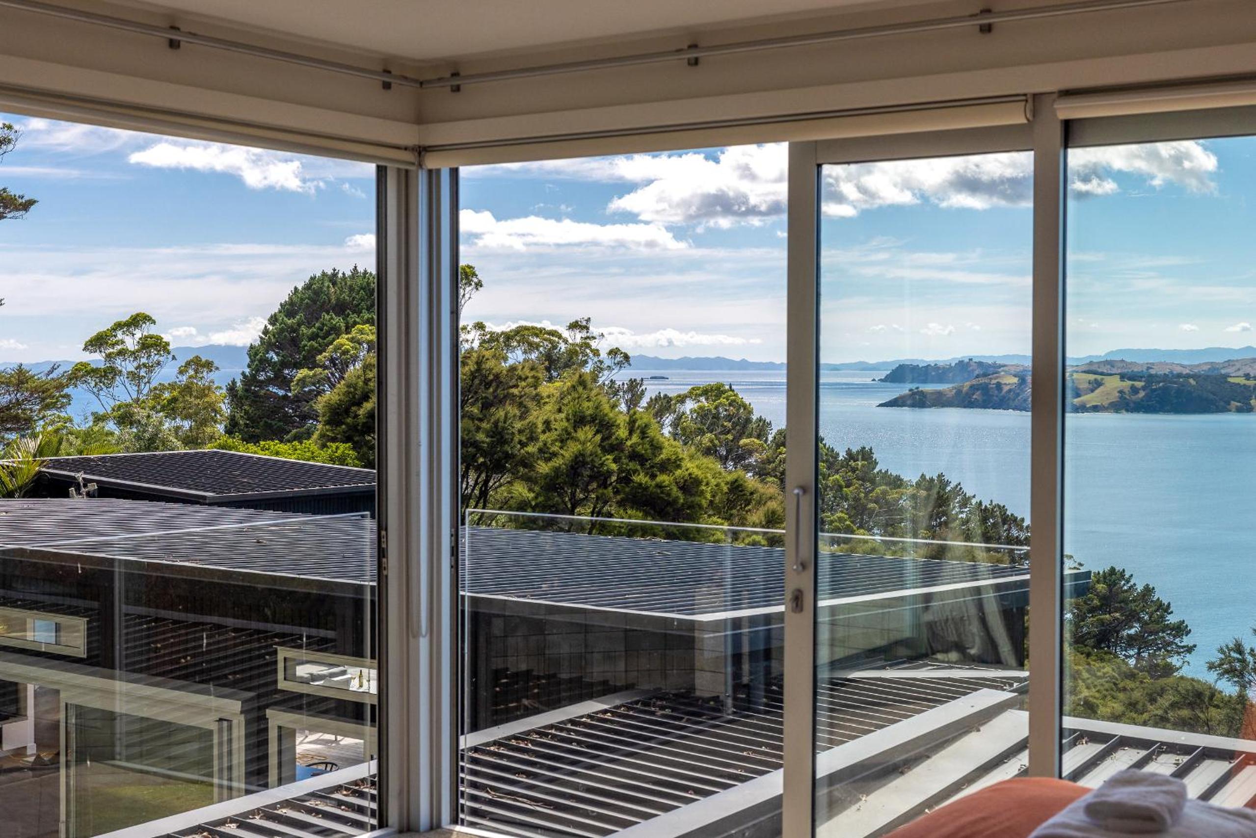 Onetangi Luxury - Be My Guest Waiheke