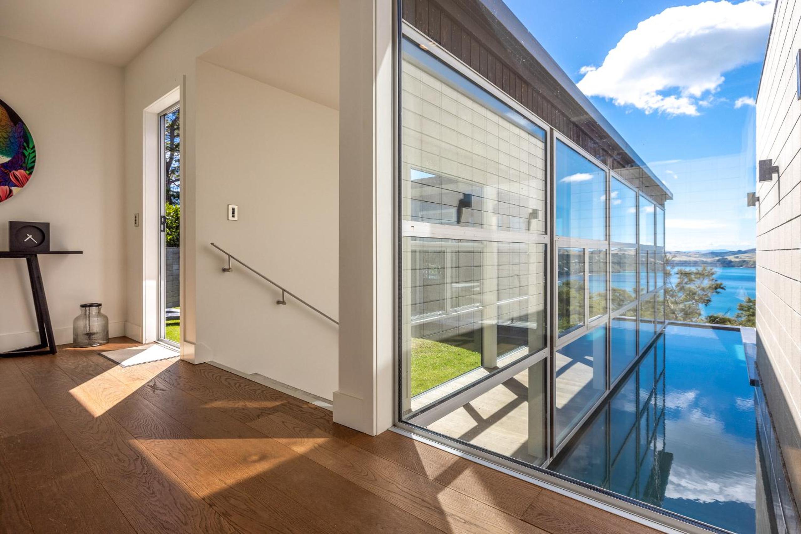 Onetangi Luxury - Be My Guest Waiheke