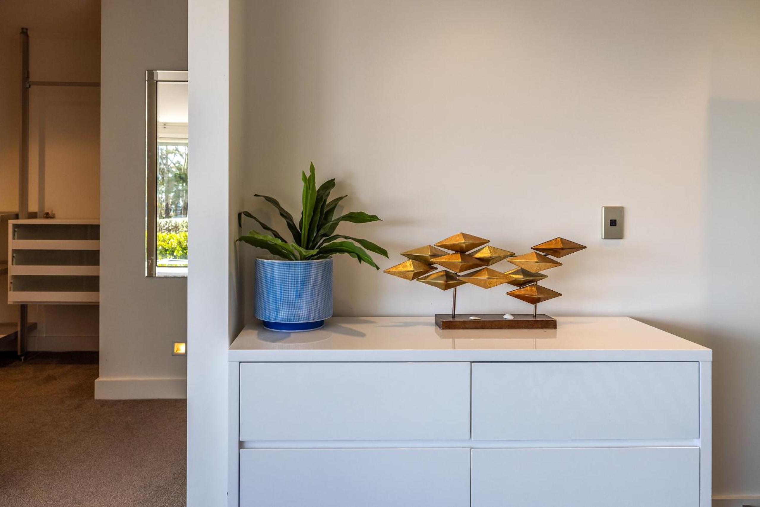 Onetangi Luxury - Be My Guest Waiheke
