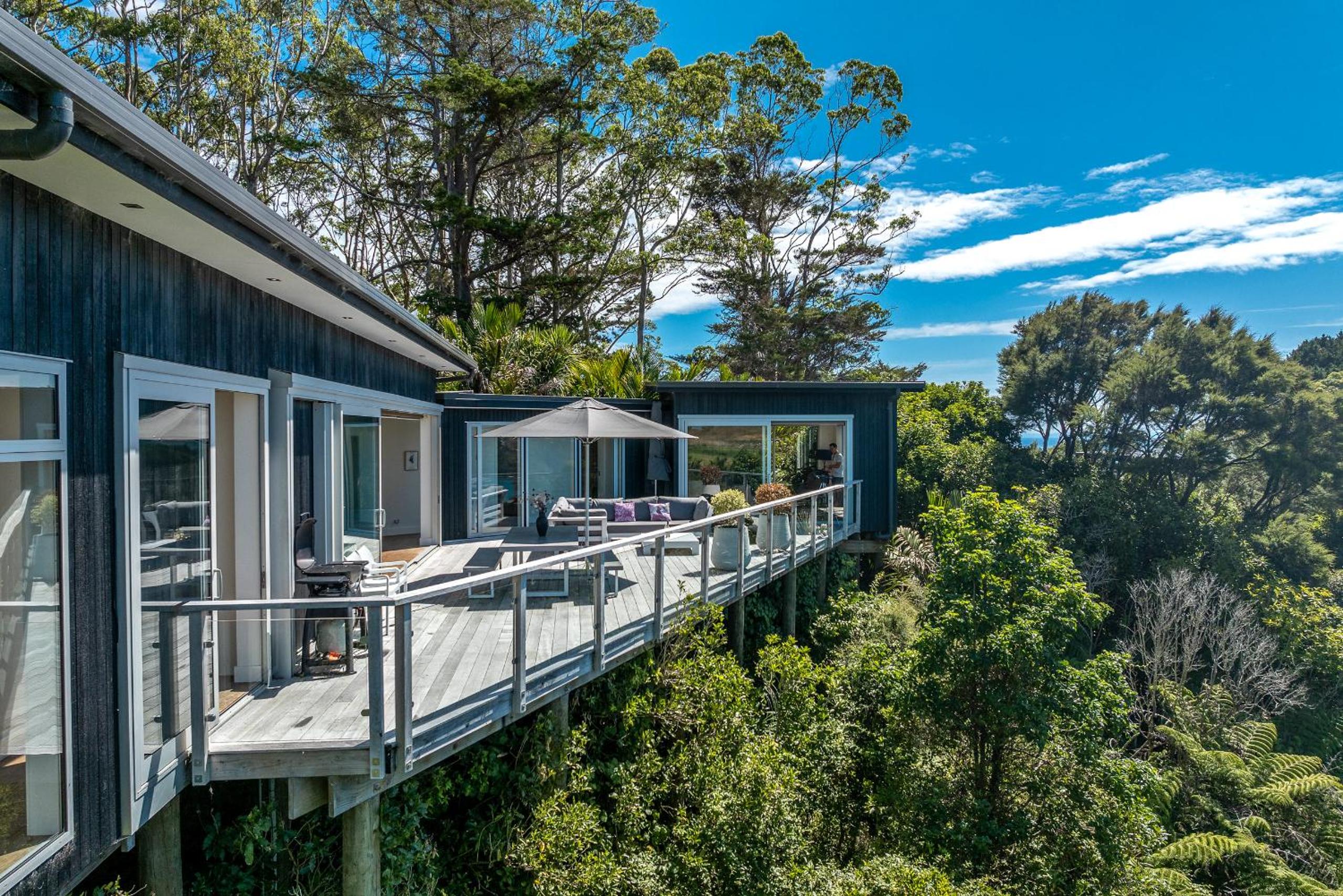 Onetangi Luxury - Be My Guest Waiheke