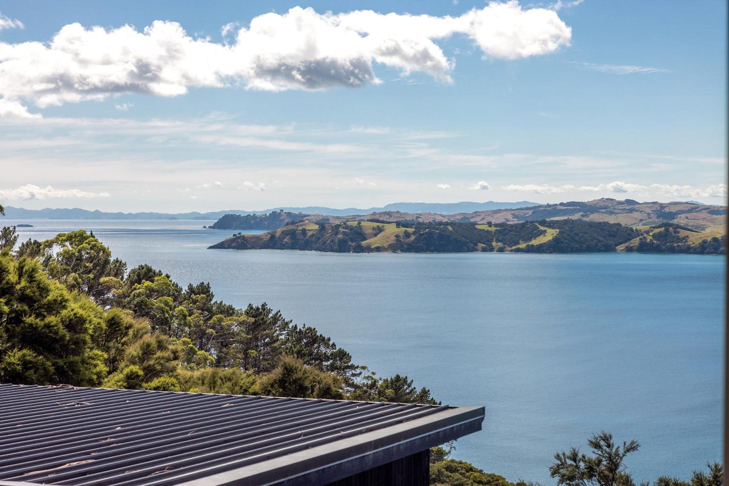 Onetangi Luxury - Be My Guest Waiheke