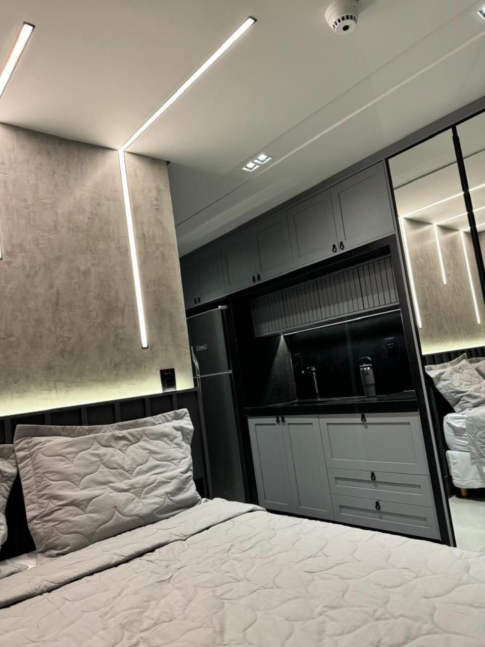 Flat Moderno com Jacuzzi Privativa