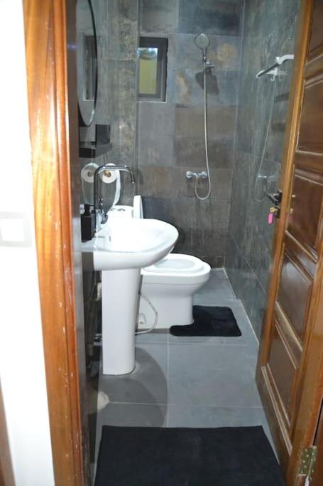 Appartement 1 chambre, salon à NGOR VIRAGE view 4