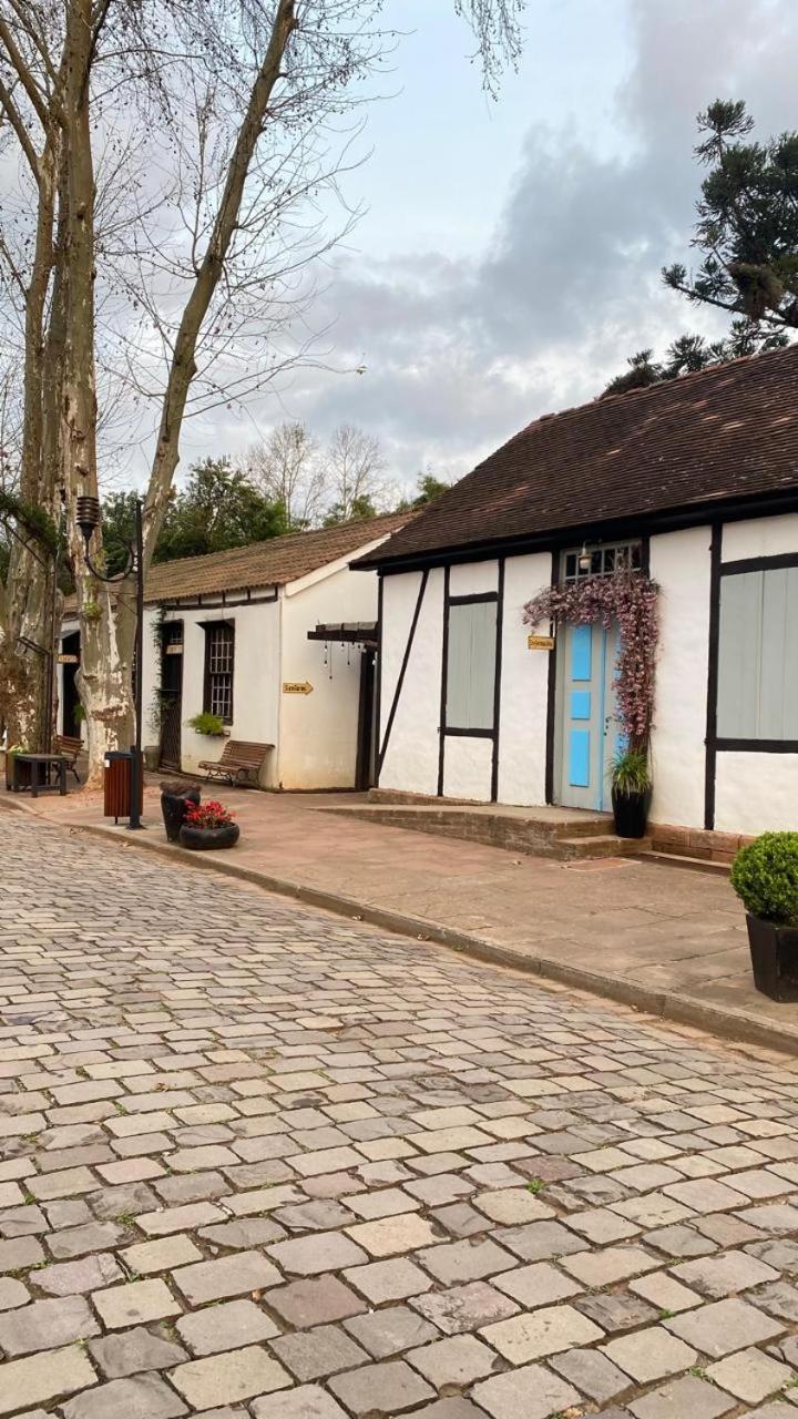 Casa Finger próx do Centro e do Núcleo de Casas Enxaimel ambiente familiar