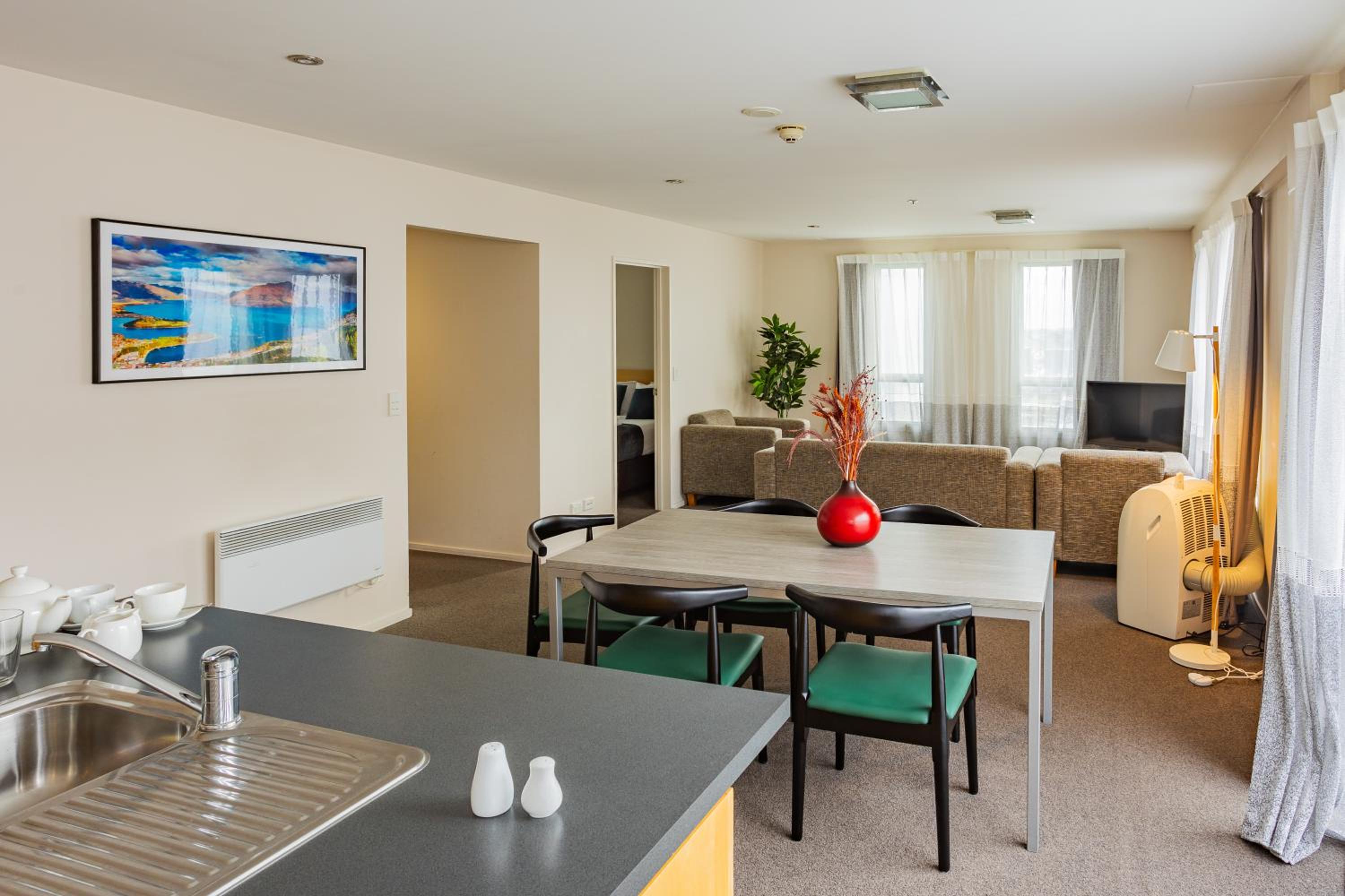 Quest Cathedral Junction Serviced Apartments