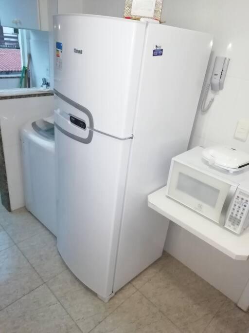 Lindo Apt na Prainha com Varanda Gourmet e 2 vagas
