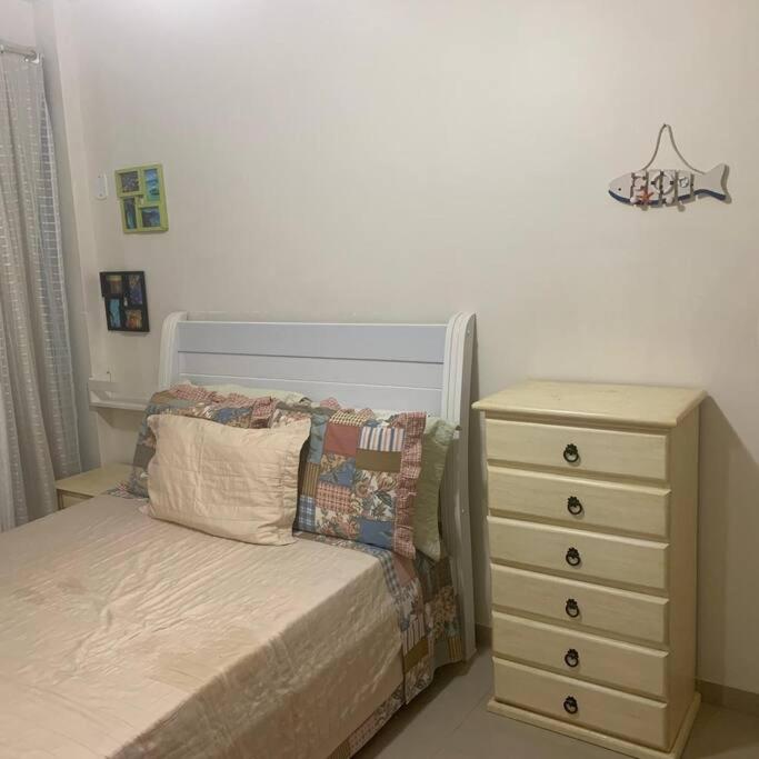 Lindo Apt na Prainha com Varanda Gourmet e 2 vagas