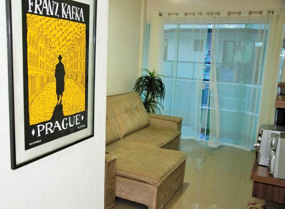 Lindo Apt na Prainha com Varanda Gourmet e 2 vagas