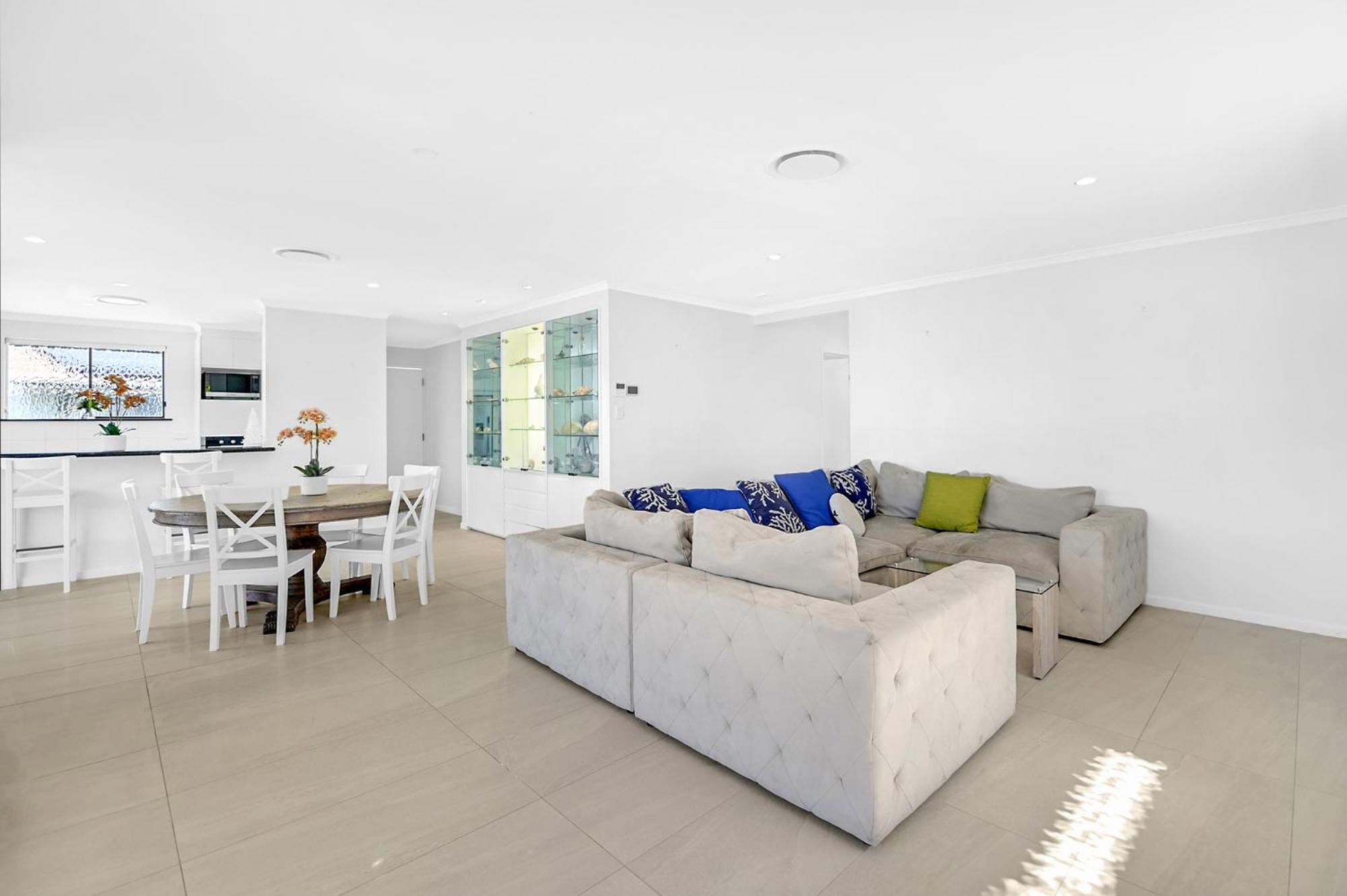 Riverside 3Bedroom Sunny House in Surfers Paradise