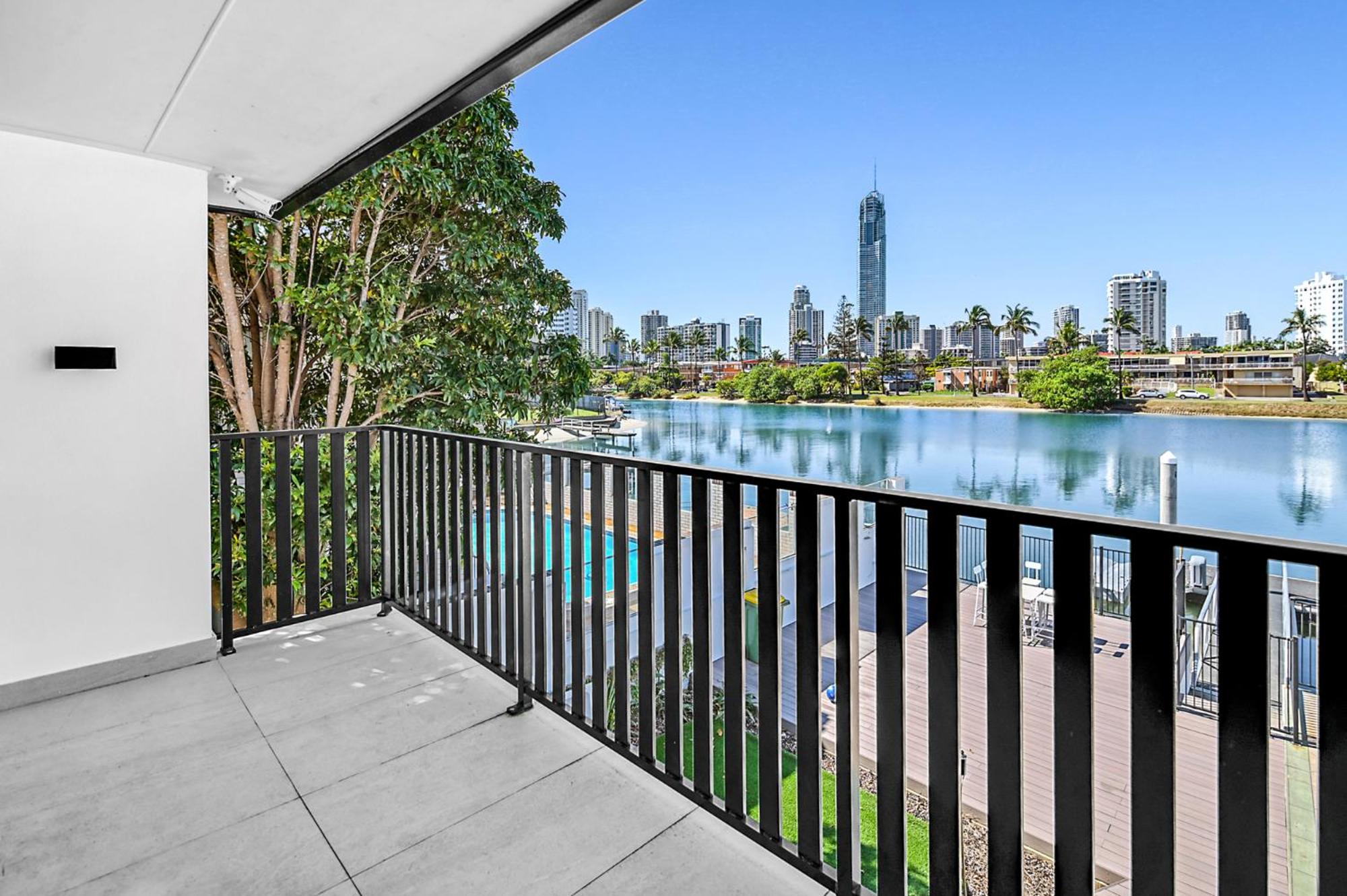 Riverside 3Bedroom Sunny House in Surfers Paradise
