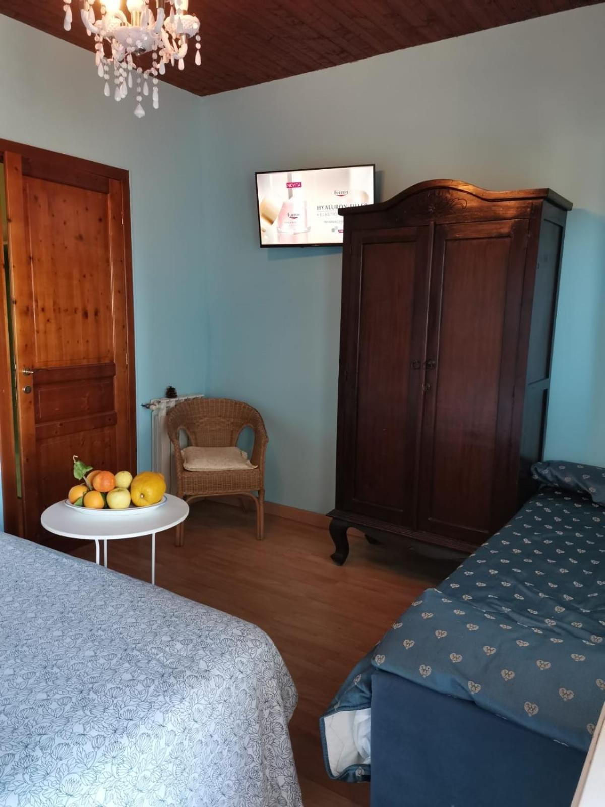 B&B Xenia