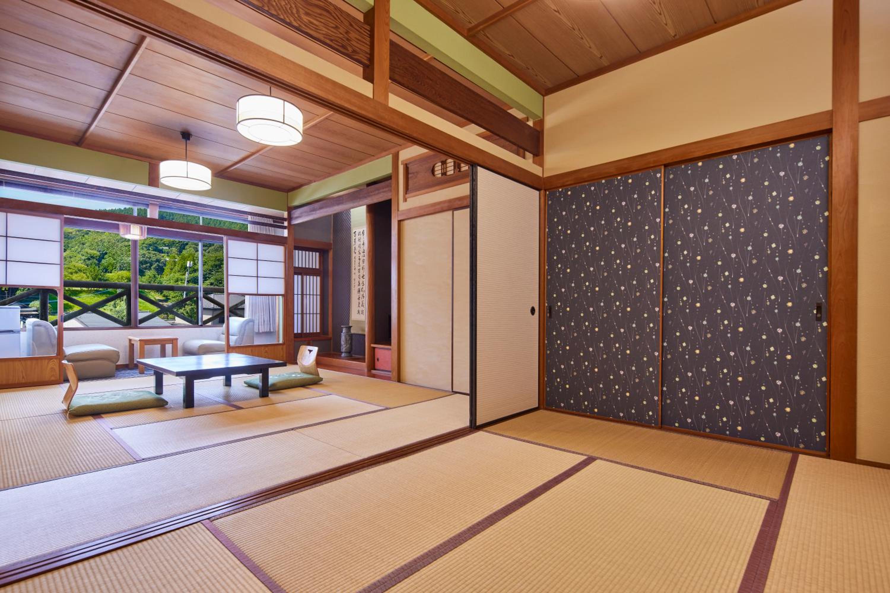 Kamenoi Hotel Aso Park Resort