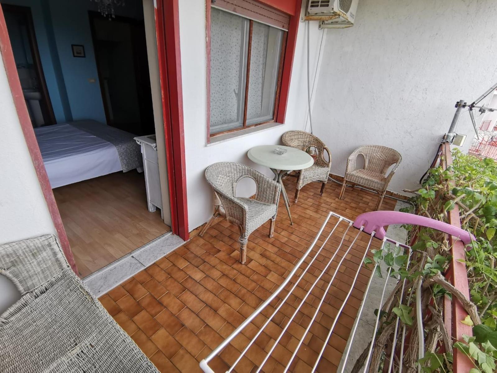 B&B Xenia