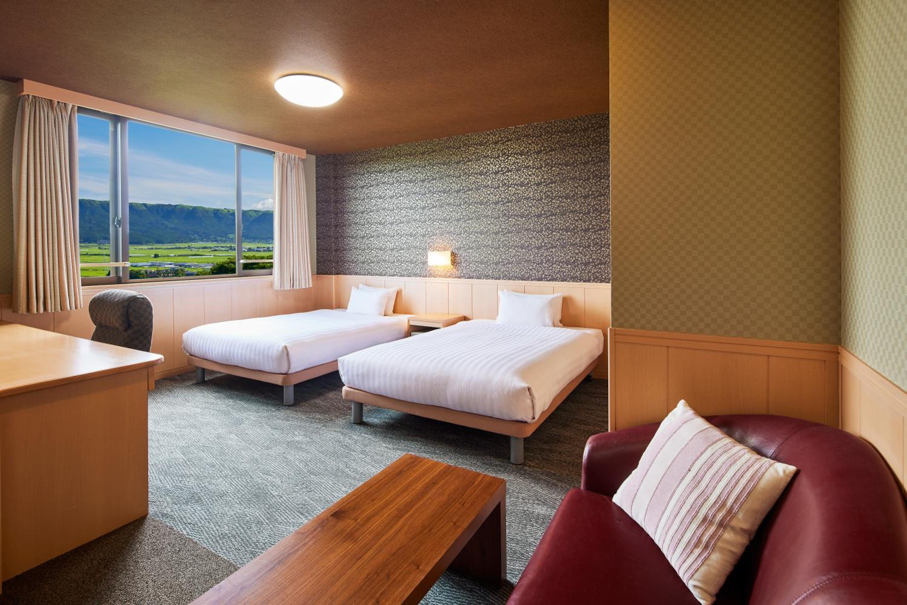 Kamenoi Hotel Aso Park Resort
